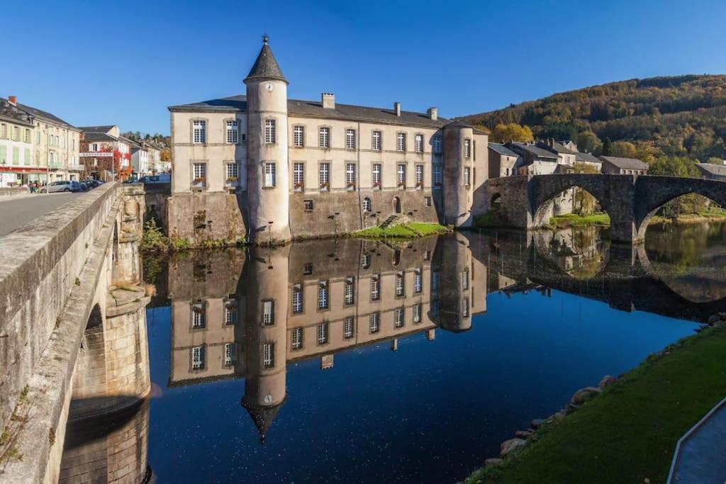 Gite Belfortes Plein Coeur De Brassac Brassac  外观 照片